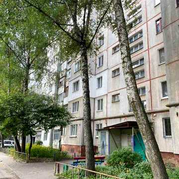 Продам 2 х кімнатну на Сумської тероборони (колишня Ковпака)