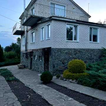 Продаж сучасного будинку