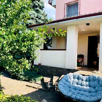 Продаж комфортного 3-х поверхового будинку біля «Блакитного озера» (СТ «Веселка», с.Єлизаветівка)