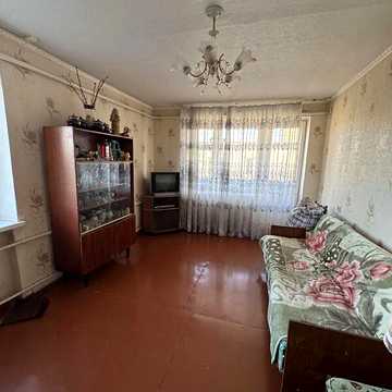 Продаж 4к Квартира Захисників України (40 років Перемоги) вулиця
