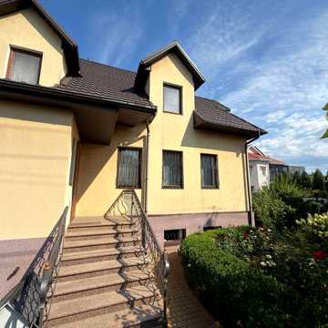 Оренда Будинок 340м2, Оболонь, Чорнобилець, вулиця Центральна