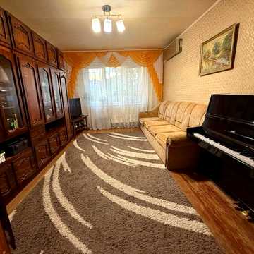 Продаж 3-кімнатної квартири  (перехрестя пр. М.Лушпи і вул. ЗСУ)