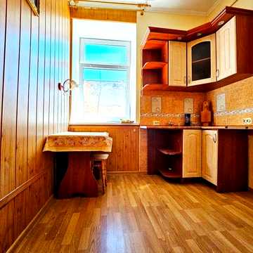 Продається житлова 1-кімнатна квартира з власним опаленням, меблями та побутовою технікою...