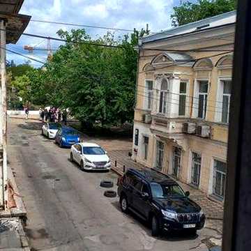 Здам в оренду довгостроково  Вул. Дерибасівська 1