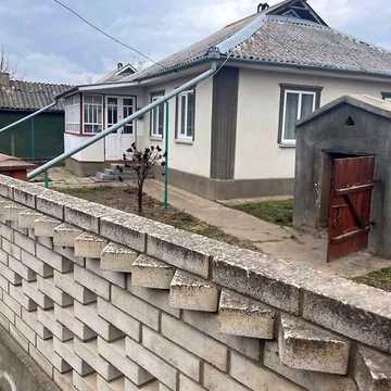 Продаж 3к Дім Весняна (Петровського) вулиця