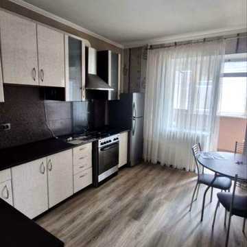 Сдам 1к квартиру по кл. Сахарова/Высоцкого