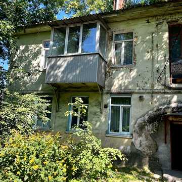 Продажа 2 комн квартира Центр АО