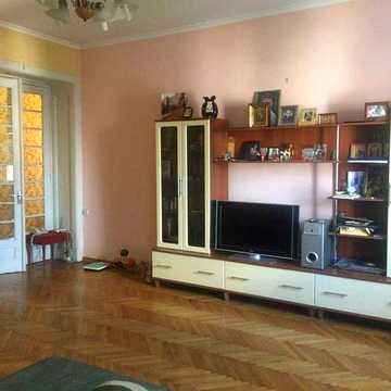 Продам 3 кімн квартиру 4/4 м.Чернівці,в.Головна, .Площа 105м2