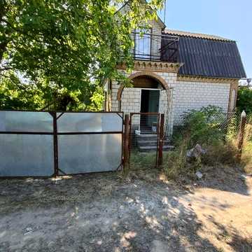 Продам дачу у спокійному та затишному місці