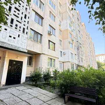 1 ком. Вузовский, Л. Дорога 35 м чешка на 2 эт в жилом состоянии не фасад