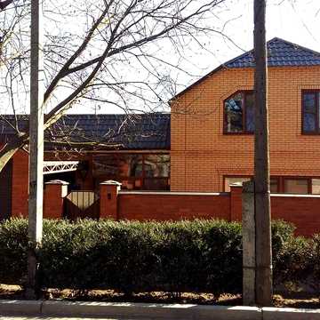 Сдам свой дом в центре с Солнечной станцией