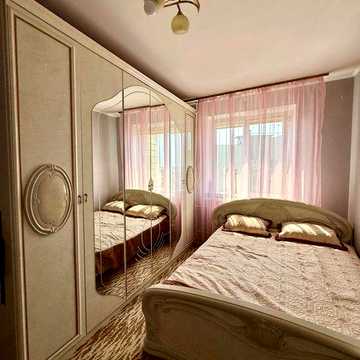 Продаж 2 кімнатна квартира пр. Червоної Калини (Санта -Барбара)