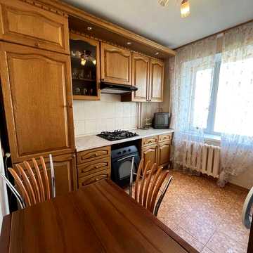 Продам 2-кімнатну квартиру в центрі міста! Швидка продаж!