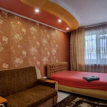 Сучасна квартира в Херсоні. Вікна на Миколаїв . Будинок цегла .