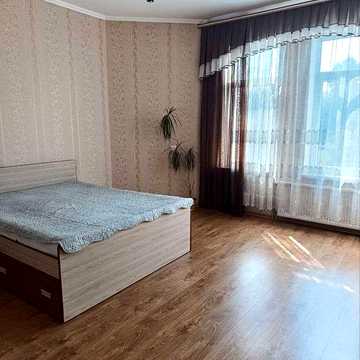 2-кімнатна квартира 74 м² | Від власника | Вінниця, Старе місто | Автономне опалення
