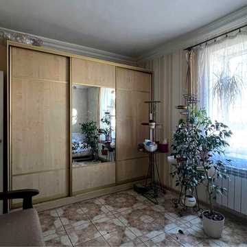 2 кімнатна біля Аврори нижче жд