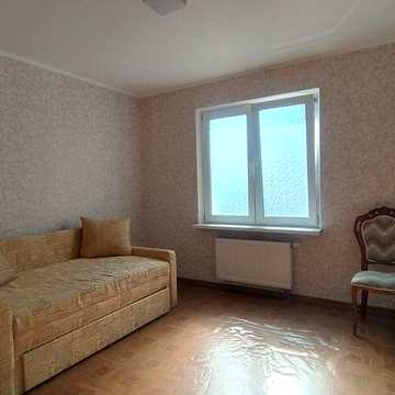 0Ревуцького 54, 2кв. 77м.кв після косм.ремонту