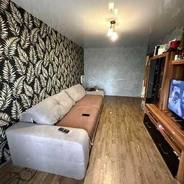 Продається 2 кімнатна квартира  в Покровському районі.