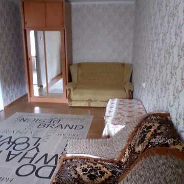 Сдам 1-ю квартиЭтаж: хозяйки (Лузановка)