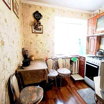 Продам 3 -х комнатную квартиру с панорамным видом на Дружбе в центре района ул. Магистральная 16