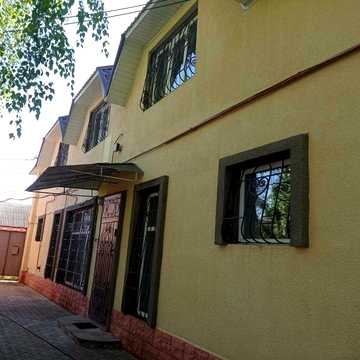 Продам ЭЛИТНЫЙ 2х этажн. дом 255м.кв, в Центре, р-он Чкалова-М. Морская