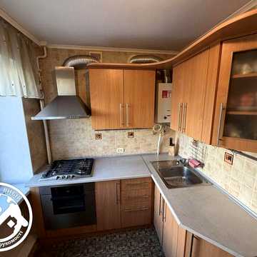 Продаж 2к квартиривул. Київська 108