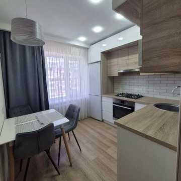 Продам 2ух.ком квартиру по Автозаводск 25500$ торг ой