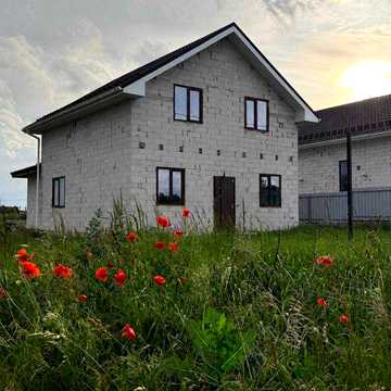 Будинок на 6 сот. землі / поруч озеро /30 хвилин до Києва / 70 000$