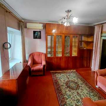 Продажа 2- комнатной квартиры в Центре  города
