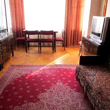 ТАТАРКА. Роздільна 2 кімнатна. вул. Мурашка Миколи 4 А