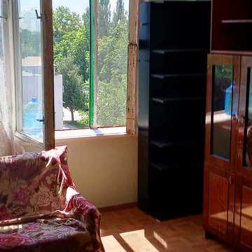 Сдам 2 к/к квартиру на Космонавтов и 33м2