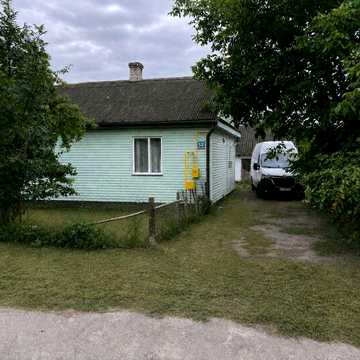 Продам  житловий будинок в с. Мильськ