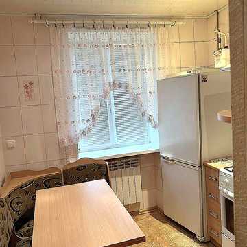 Сдам 2 комн. Можно для командировочных. Вознесеновский р-н.