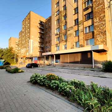 Продам гостинка на Залютино. Капремонт.
