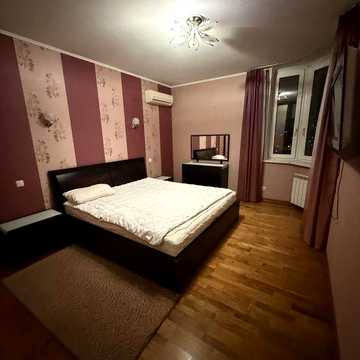 Квартира Срібнокільська Осокорки