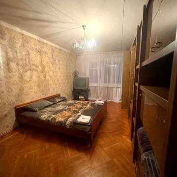 Сдам  2 ком.квартиру на  6 ст.Фонтана/ Аркадия,Юракадемия ,4/9 эт