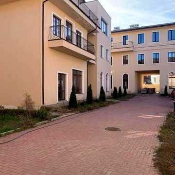 ПРОДАЖА •42 квартиры•  на Участке  27 соток + Комплекс 5 ДОМОВ (42 квартиры)  на 27 сотках‼️3088m2  Рядом Моря Костанди / Шишкина