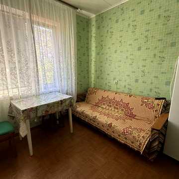 Продам уютную однокомнатную чистую квартиру в Теплодаре