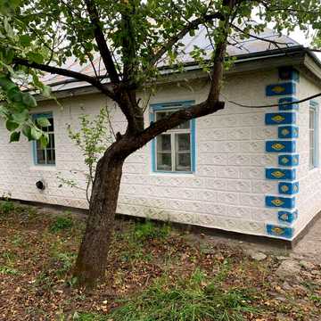 Продається будинок  з городом