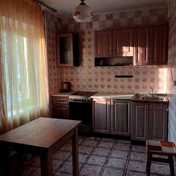 Здам в оренду 2-х кімнатну квартиру по вул.М. Лаврухіна 11