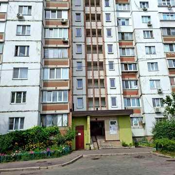 Продам 2-комнатную квартиру ул Закревского 83-а Троещина Деснянский