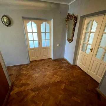 3к.(90 кв.м)Метро Лівобережна.Раїси Окіпної,3А.Дніпровський.Держ.програми