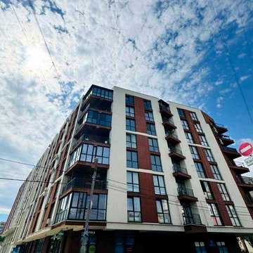 Продаж 1 кімнатної квартири 50 м2 у Франківському районі по вул. Л. Перфецького, 1А