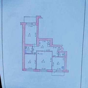 Продається 3-кімнатна квартира по вул. Привокзальній