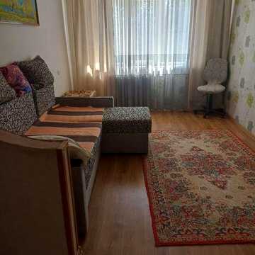 Сдам 3 к.кв. 1/5, огромной пристройкой. Новые дома,ул. Бригады Хартия ( Рыбалко) 40