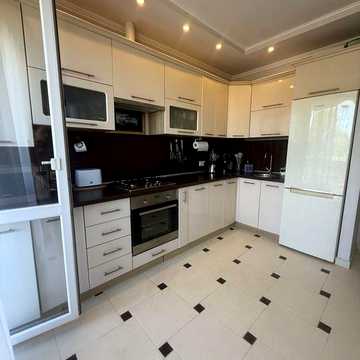 Продаж квартири 42 кв.м. м.Ужгород вул.Єнківська  Газ! ЖК Озерний