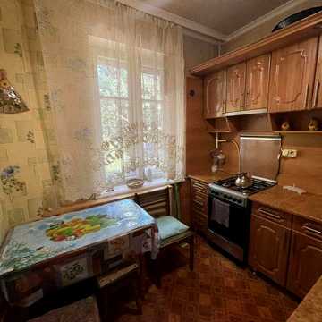 Продати 3 кім.квартиру