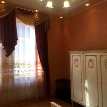 Оренда 2-кімнатної квартири по вул.Івана Франка