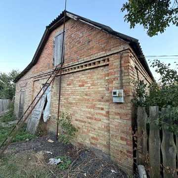 Продаж будинку під капремонт або під знос. Земельна ділянка 15 сот. Мінімальні податки. Без комісії%
