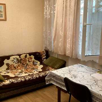 Сдам двухкомнатную квартиру, приморский район, Юр академия